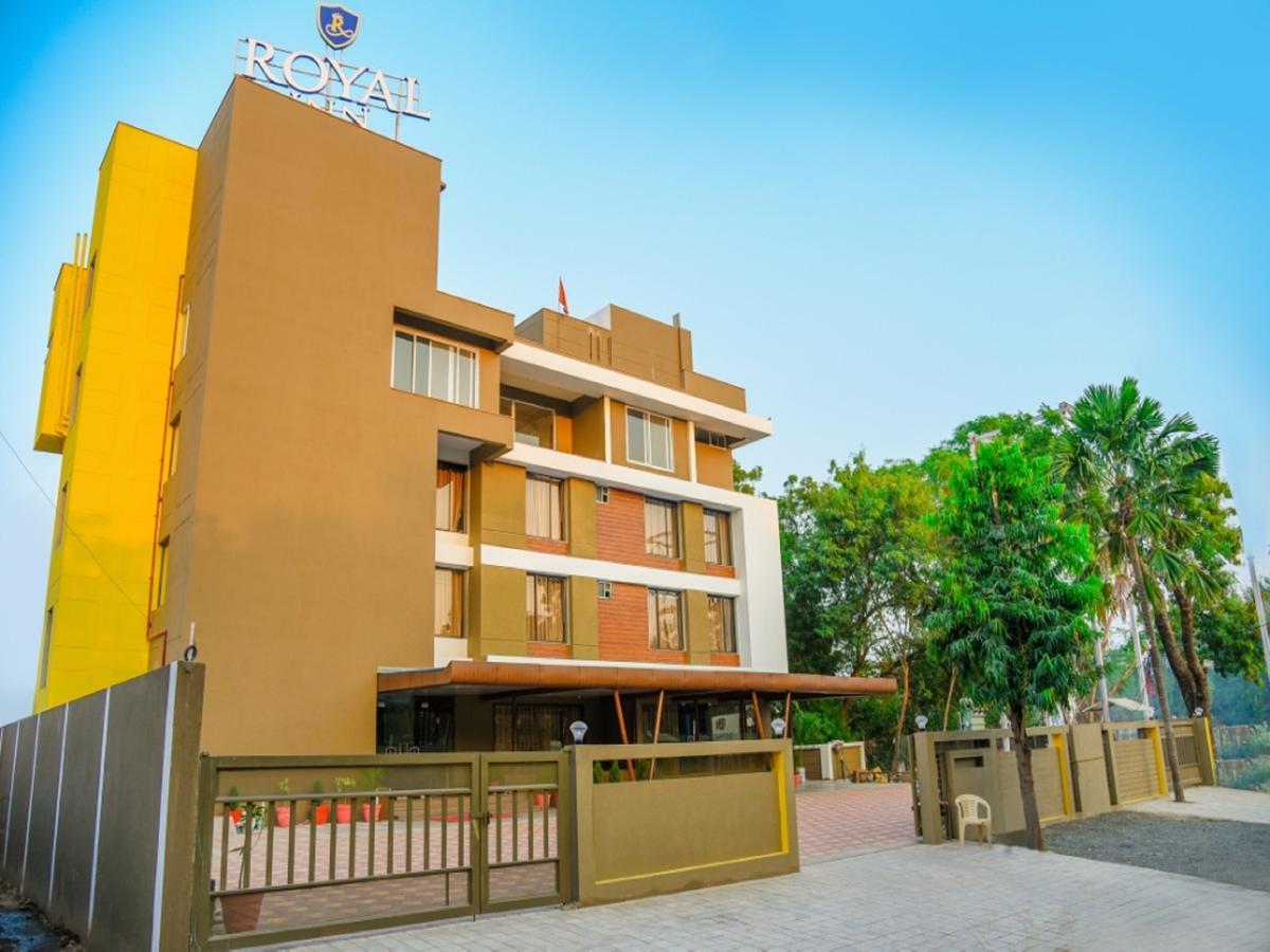 Royal Inn Khandwa Esterno foto